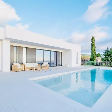 Holiday home Vila Cales E Chadas By Your Madeira Arco da Calheta (Madeira)