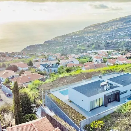 Holiday home Vila Cales E Chadas By Your Madeira *