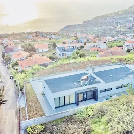 Holiday home Vila Cales E Chadas By Your Madeira