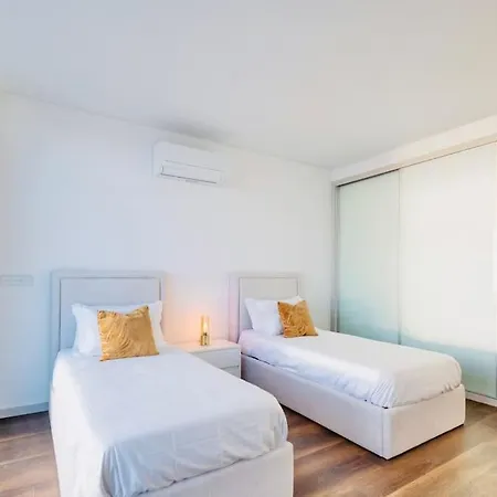 Holiday home Vila Cales E Chadas By Your Madeira Arco da Calheta (Madeira)